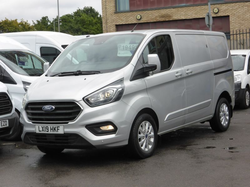 FORD TRANSIT CUSTOM 280/130 LIMITED L1 SWB IN SILVER ONLY 54.000 MILES,AIR CONDITIONING,PARKING SENSORS,REAR CAMERA AND MORE - 2477 - 1