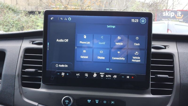 FORD TRANSIT 310 TREND LEADER L2 H2 MWB MEDIUM ROOF IN SILVER WITH AIR CONDITIONING,PARKING SENSORS AND MORE - 2950 - 14