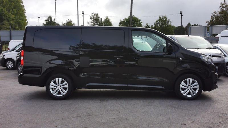 PEUGEOT EXPERT 1000 PROFESSIONAL PREMIUM L2 LWB IN BLACK ONLY 28.000 MILES,AIR CONDITIONING,ALLOY'S AND MORE - 2907 - 8