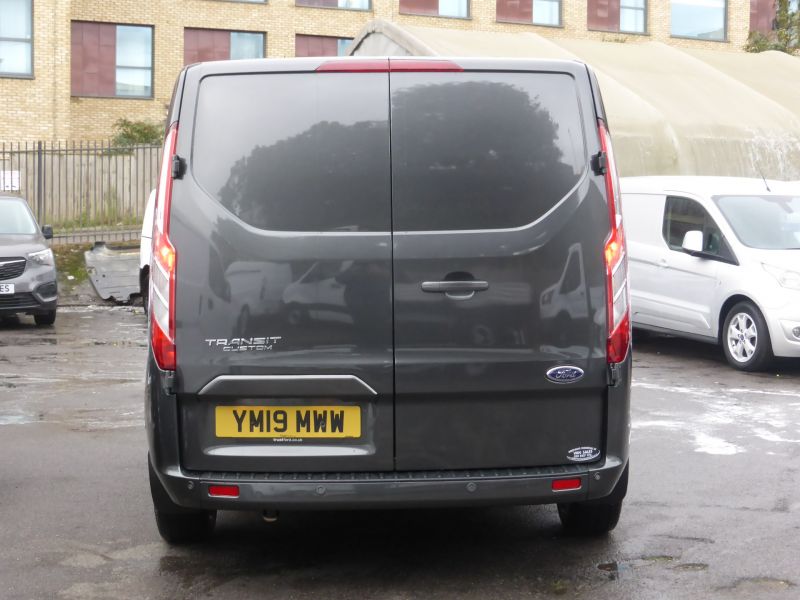FORD TRANSIT CUSTOM 280/130 LIMITED L1 SWB IN GREY WITH AIR CONDITIONING,PARKING SENSORS AND MORE - 2523 - 6