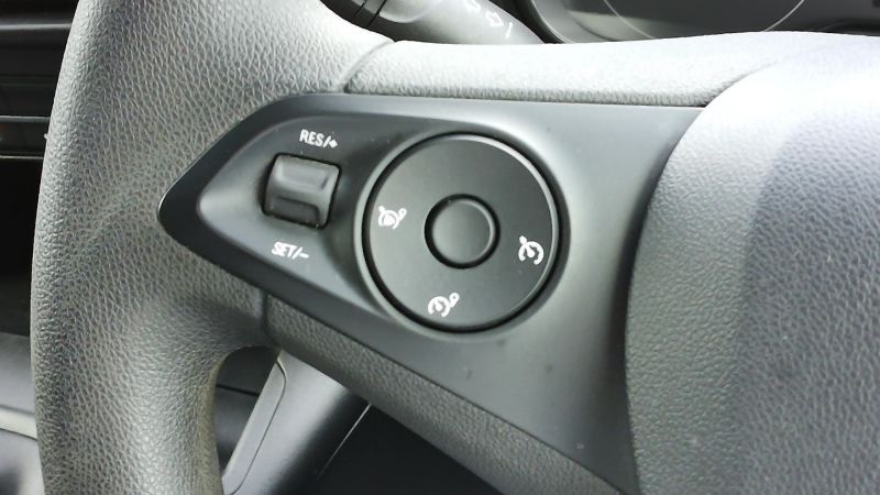 VAUXHALL COMBO 2000 SPORTIVE 1.6 L1 SWB IN GREY WITH ONLY 36.000 MILES,AIR CONDITIONING,3 SEATS,PARKING SENSORS AND MORE  - 2960 - 15