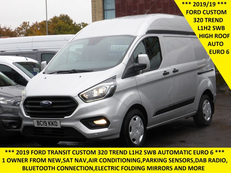 FORD TRANSIT CUSTOM 320 TREND AUTOMATIC L1 H2 SWB HIGH ROOF WITH SAT NAV,AIR CONDITIONING,PARKING SENSORS AND MORE - 2529 - 1