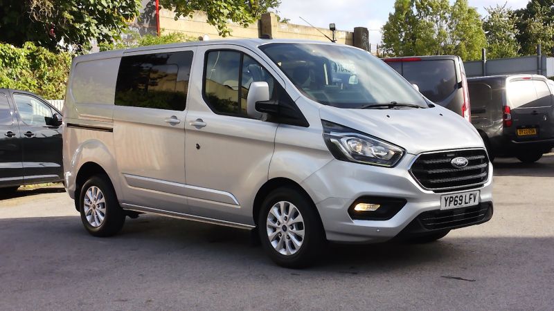 FORD TRANSIT CUSTOM 320 LIMITED L1 SWB 6 SEATER DOUBLE CAB COMBI CREW VAN WITH AIR CONDITIONING,PARKING SENSORS,ALLOYS,HEATED SEATS AND MORE *** DEPOSIT TAKEN *** - 2914 - 5