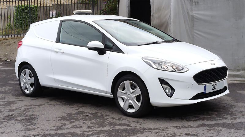 FORD FIESTA VAN 1.5 TDCI IN WHITE,AIR CONDITIONING,PARKING SENSORS,DAB RADIO AND MORE - 2893 - 2