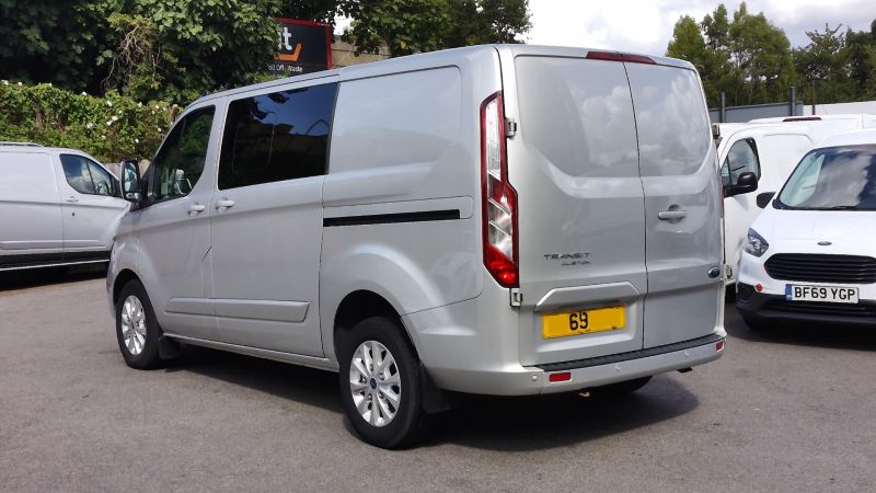 FORD TRANSIT CUSTOM 320 LIMITED L1 SWB 6 SEATER DOUBLE CAB COMBI CREW VAN WITH AIR CONDITIONING,PARKING SENSORS,ALLOYS,HEATED SEATS AND MORE - 2914 - 5