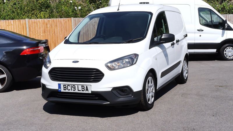 FORD TRANSIT COURIER TREND 1.5 TDCI WITH  ONLY 52.000 MILES,AIR CONDITIONING,PARKING SENSORS AND MORE *** SOLD *** - 2873 - 18