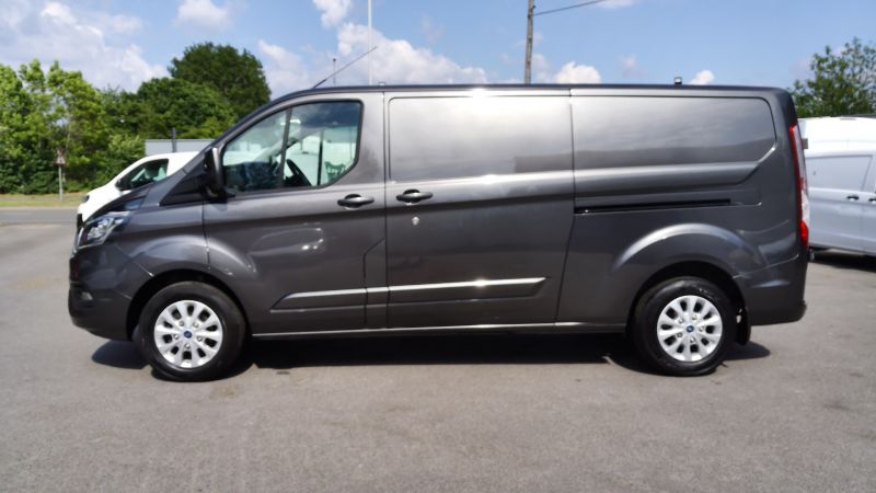 FORD TRANSIT CUSTOM 300 LIMITED ECOBLUE L2 LWB IN GREY WITH AIR CONDITIONING,PARKING SENSORS,HEATED SEATS AND MORE - 2861 - 7