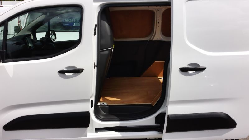 PEUGEOT PARTNER 1.5 BLUEHDI PROFESSIONAL L1 SWB WITH AIR CONDITIONING,PARKING SENSORS,DAB RADIO AND MORE - 2957 - 7