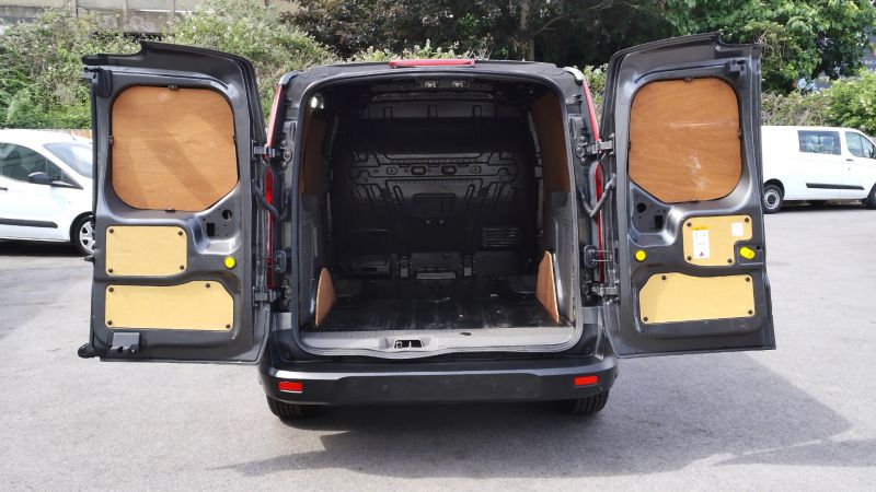 FORD TRANSIT CONNECT 200 LIMITED L1 SWB IN GREY WITH ONLY 54.000 MILES,AIR CONDITIONING,PARKING SENSORS AND MORE - 2869 - 8