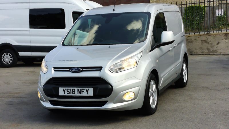 FORD TRANSIT CONNECT 200 LIMITED L1 SWB IN SILVER WITH ONLY 53.000 MILES,AIR CONDITIONING,PARKING SENSORS AND MORE - 2866 - 20