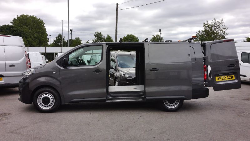 PEUGEOT EXPERT 2.0 PROFESSIONAL PREMIUM L2 LWB IN GREY WITH AIR CONDITIONING,PARKING SENSORS AND MORE *** SOLD *** - 2879 - 11