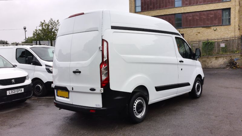 FORD TRANSIT CUSTOM 300 LEADER L1H2 SWB HIGH ROOF WITH ONLY 62.000 MILES,AIR CONDITIONING,PARKING SENSORS,6 SPEED AND MORE - 2981 - 4