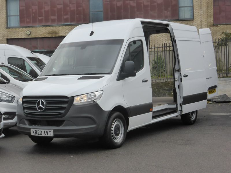 Used MERCEDES SPRINTER in Surbiton, Surrey for sale