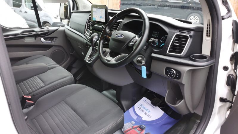 FORD TRANSIT CUSTOM 300 LIMITED ECOBLUE L2 LWB AUTOMATIC WITH AIR CONDITIONING,PARKING SENSORS,HEATED SEATS AND MORE - 2918 - 11
