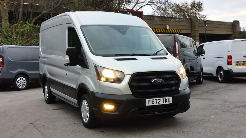 FORD TRANSIT 310 TREND LEADER L2 H2 MWB MEDIUM ROOF IN SILVER WITH AIR CONDITIONING,PARKING SENSORS AND MORE - 2950 - 20