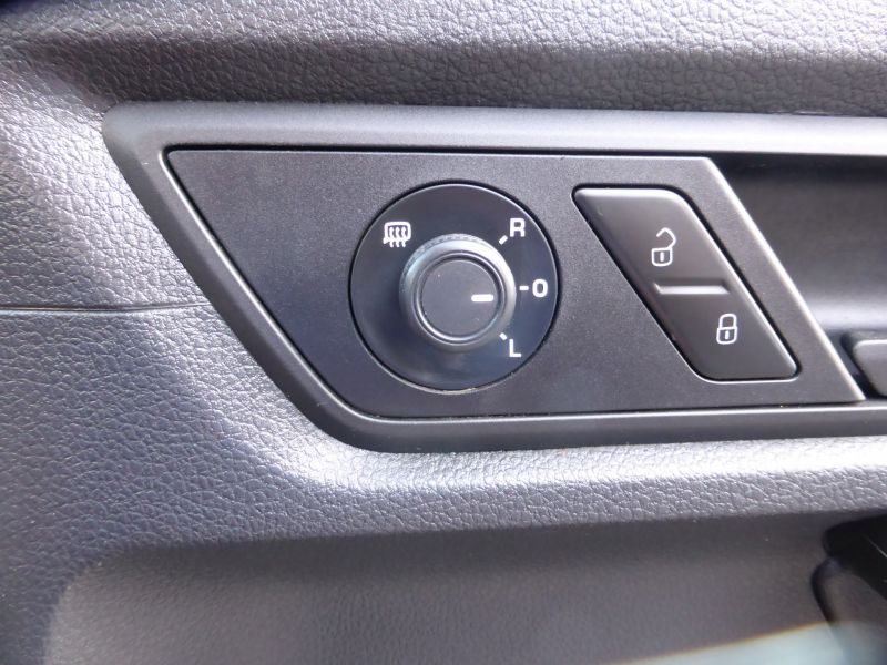 VOLKSWAGEN CADDY C20 TDI TRENDLINE SWB IN GREY WITH AIR CONDITIONING,PARKING SENSORS,DAB RADIO AND MORE - 2533 - 17