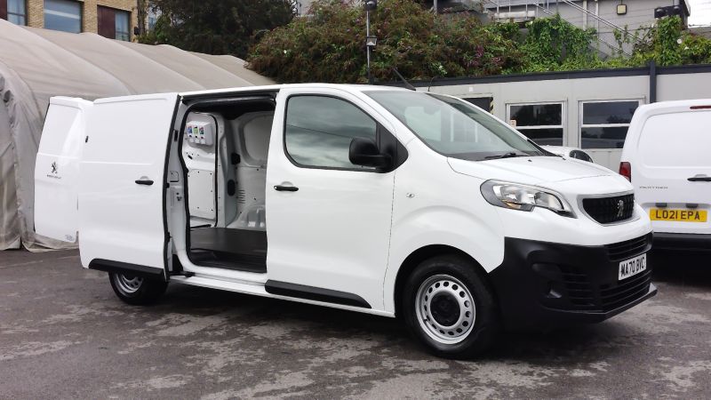 PEUGEOT EXPERT 1000 PROFESSIONAL BLUEHDI WITH AIR CONDITIONING,PARKING SENSORS,SECURITY LOCKS  AND MORE  *** SOLD *** - 2900 - 4