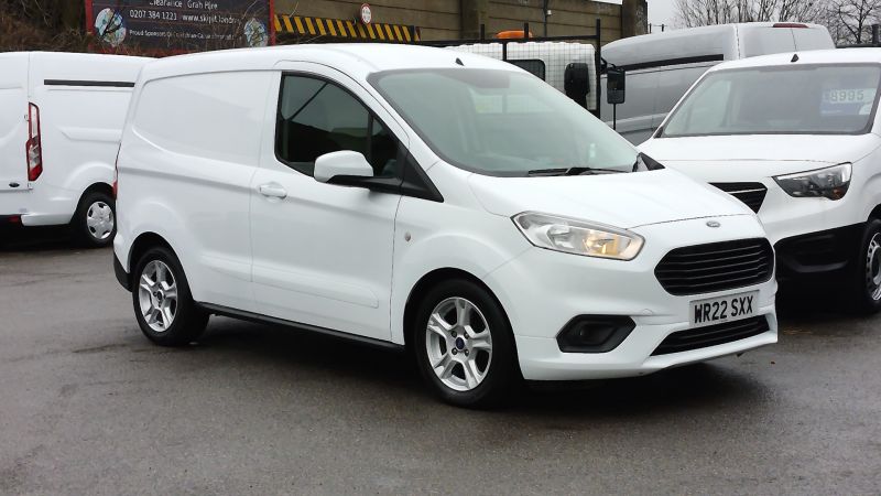 FORD TRANSIT COURIER LIMITED 1.5 TDCI WITH AIR CONDITIONING,ALLOY'S,PARKING SENSORS AND MORE - 2977 - 4