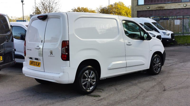 PEUGEOT PARTNER 1000 ASPHALT PREMIUM L1 SWB,SAT NAV,ALLOYS,AIR CONDITIONING,PARK ASSIST CAMERA AND MORE - 2949 - 5