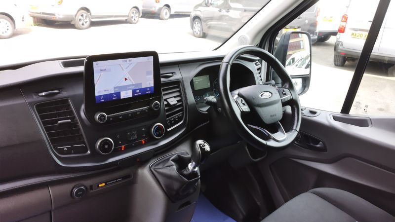 FORD TRANSIT 310 LEADER ECOBLUE L2H2 MWB MEDIUM ROOF WITH SAT NAV,AIR CONDITIONING,HEATED SEATS AND MORE *** SOLD *** - 2920 - 12