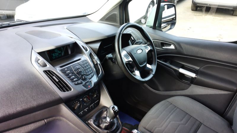 FORD TRANSIT CONNECT 200 LIMITED L1 SWB IN SILVER WITH ONLY 53.000 MILES,AIR CONDITIONING,PARKING SENSORS AND MORE - 2866 - 12