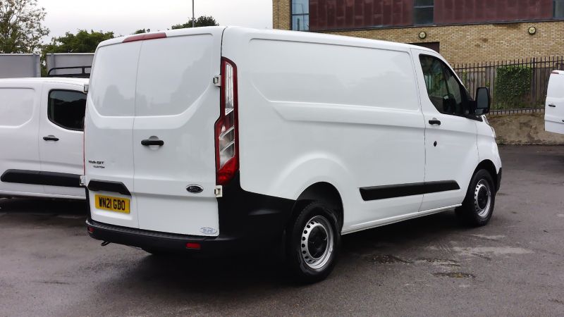 FORD TRANSIT CUSTOM 300 LEADER ECOBLUE L1 SWB WITH AIR CONDITIONING,PARKING SENSORS,BLUETOOTH,6 SPEED AND MORE - 2897 - 6