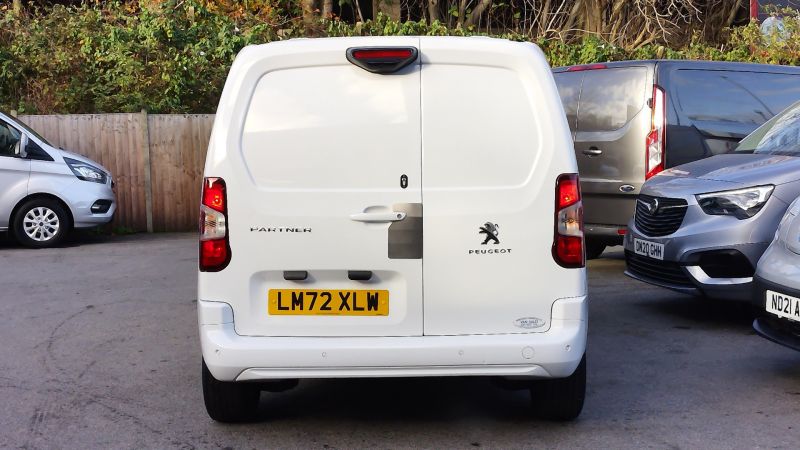 PEUGEOT PARTNER 1000 ASPHALT PREMIUM L1 SWB,SAT NAV,ALLOYS,AIR CONDITIONING,PARK ASSIST CAMERA AND MORE - 2949 - 10