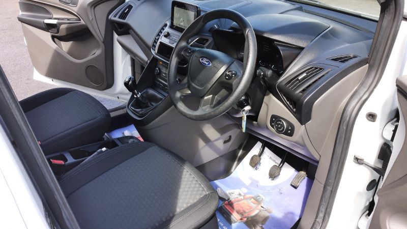 FORD TRANSIT CONNECT 230 TREND 1.5 TDCI L1 SWB WITH ONLY 22.000 MILES,SAT NAV,AIR CONDITIONING,PARKING SENSORS AND MORE *** SOLD *** - 2896 - 12