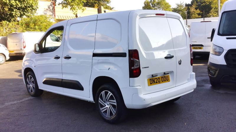 VAUXHALL COMBO 2300 SPORTIVE L1 SWB WITH AIR CONDITIONING,PARKING SENSORS,BLUETOOTH AND MORE - 2924 - 5