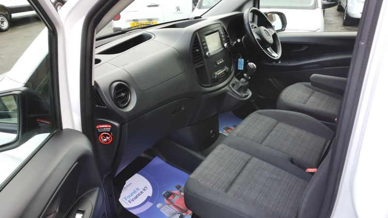 MERCEDES VITO 114 CDI PURE L2 LWB 2.1 RWD WITH ONLY 43.000 MILES,SAT NAV,AIR CONDITIONING,CLIMATE CONTROL,PARKING SENSORS AND MORE - 2928 - 16