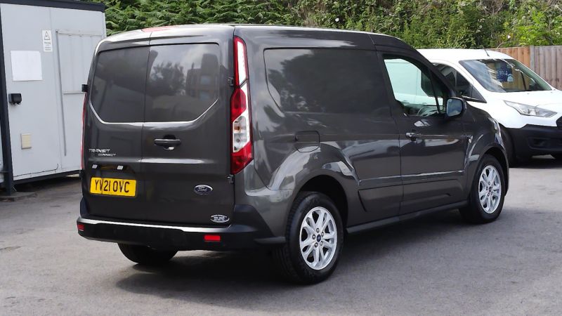 FORD TRANSIT CONNECT 200 LIMITED L1 SWB IN GREY WITH ONLY 54.000 MILES,AIR CONDITIONING,PARKING SENSORS AND MORE - 2869 - 5