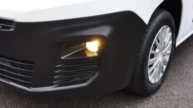 CITROEN BERLINGO 650 ENTERPRISE M BLUEHDI WITH ONLY 52.000 MILES,AIR CONDITIONING,ELECTRIC PACK,SENSORS,BLUETOOTH AND MORE - 2940 - 17