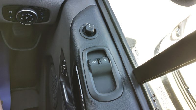 FORD TRANSIT CUSTOM 300 LIMITED L2H2 LWB HIGH ROOF IN BLACK WITH AIR CONDITIONING,PARK ASSIST CAMERA,PARKING SENSORS,HEATED SEATS AND MORE - 2875 - 17