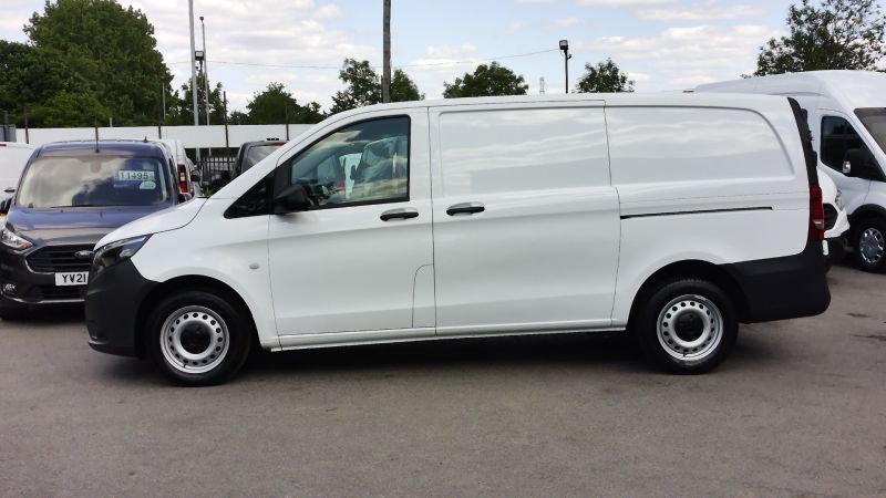 MERCEDES VITO 114 PROGRESSIVE L2 LWB 9G TRONIC AUTOMATIC WITH AIR CONDITIONING AND MORE *** SOLD *** - 2865 - 8