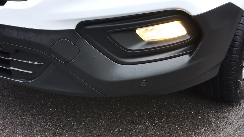 FORD TRANSIT CUSTOM 300 LEADER ECOBLUE L2 LWB WITH AIR CONDITIONING,PARKING SENSORS,6 SPEED AND MORE - 2941 - 17