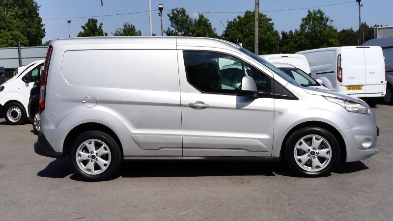 FORD TRANSIT CONNECT 200 LIMITED L1 SWB IN SILVER WITH ONLY 53.000 MILES,AIR CONDITIONING,PARKING SENSORS AND MORE - 2866 - 8