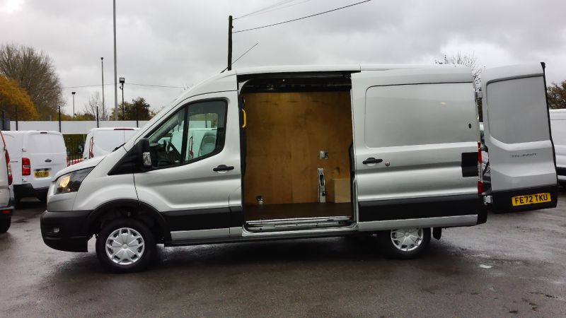 FORD TRANSIT 310 TREND LEADER L2 H2 MWB MEDIUM ROOF IN SILVER WITH AIR CONDITIONING,SYNC 4 MEDIA SYSTEM,PARKING SENSORS,CAR PLAY AND MORE - 2950 - 9
