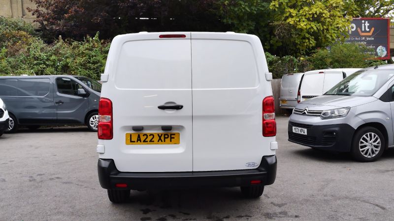 CITROEN DISPATCH XL 1400 ENTERPRISE PRO 2.0 BLUEHDI 145PS IN WHITE WITH AIR CONDITIONING,CRUISE CONTROL,6 SPEED AND MORE - 2932 - 8