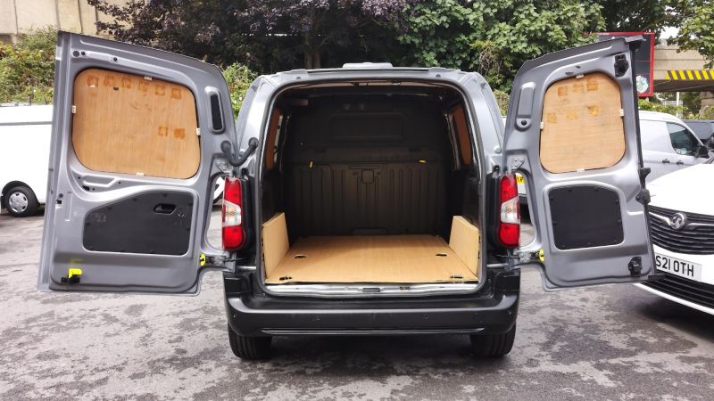 CITROEN BERLINGO 1000 ENTERPRISE PRO L1 SWB IN GREY WITH AIR CONDITIONING,PARKING SENSORS,6 SPEED AND MORE  - 2910 - 11