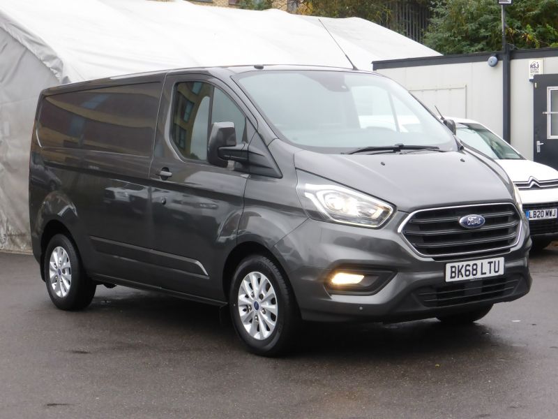 FORD TRANSIT CUSTOM 300 LIMITED L1 SWB IN MAGNETIC GREY WITH AIR CONDITIONING,SENSORS,HEATED SEATS AND MORE   - 2536 - 1