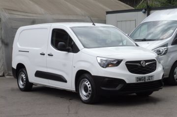 Used VAUXHALL COMBO in Surbiton, Surrey for sale