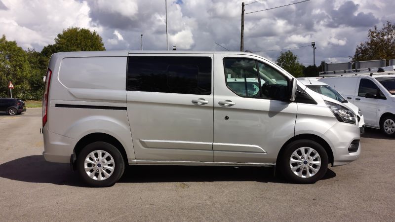 FORD TRANSIT CUSTOM 320 LIMITED L1 SWB 6 SEATER DOUBLE CAB COMBI CREW VAN WITH AIR CONDITIONING,PARKING SENSORS,ALLOYS,HEATED SEATS AND MORE - 2914 - 4