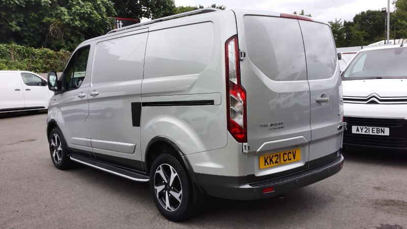 FORD TRANSIT CUSTOM 300 ACTIVE ECOBLUE L1 SWB IN SILVER WITH SAT NAV,AIR CONDITIONING,LEATHER SEATS,ALLOYS AND MORE - 2901 - 4