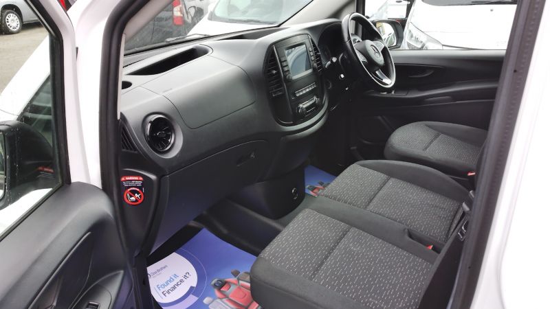 MERCEDES VITO 114 PROGRESSIVE LWB 9G TRONIC AUTOMATIC ONLY 56.000 MILES,SAT NAV,AIR CONDITIONING,CLIMATE CONTROL,REAR CAMERA AND MORE   - 2906 - 16