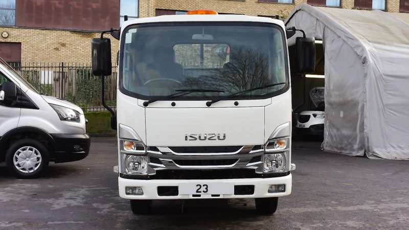ISUZU GRAFTER N35.125S TIPPER EURO 6 RWD WITH ONLY 15.000 MILES & 27.000 MILES,TOW BAR AND MORE - 2970 - 3