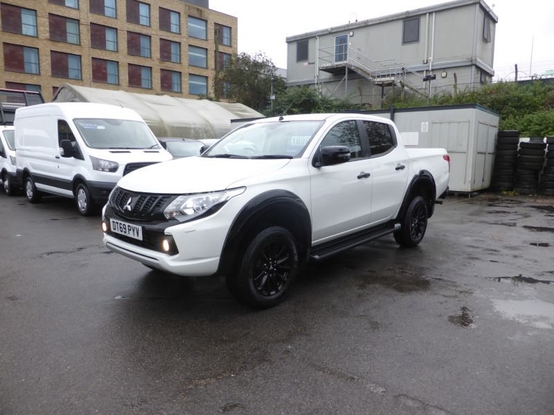 MITSUBISHI L200 2.4 DI-D 181 CHALLENGER DCB PICKUP  AUTOMATIC IN WHITE ,  ULEZ COMPLIANT , AIR CONDITIONING , LEATHER , JUST ARRIVED **** £19995 + VAT **** - 2534 - 1