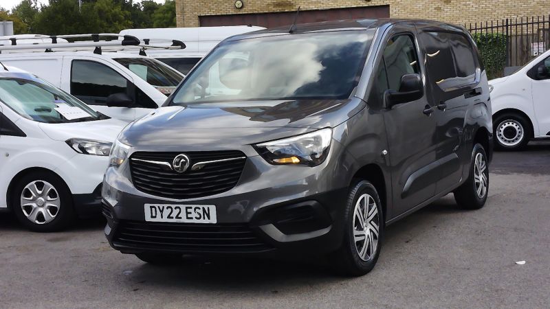VAUXHALL COMBO 2300 DYNAMIC L2 LWB 100 IN DARK GREY WITH ONLY 41.000 MILES,SAT NAV,AIR CONDITIONING AND MORE *** SOLD *** - 2913 - 22