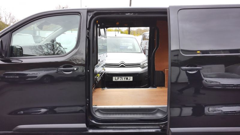CITROEN DISPATCH 1400 ENTERPRISE PRO 2.0 B-HDI 145PS IN BLACK ONLY 45.000 MILES,AIR CONDITIONING,PARKING SENSORS AND MORE - 2953 - 20