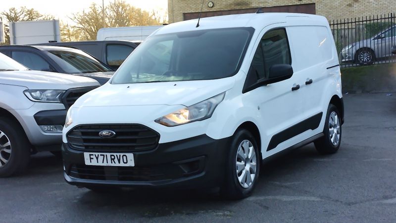 FORD TRANSIT CONNECT 220 BASE L1 SWB WITH ONLY 53.000 MILES,SAT NAV,PARK ASSIST CAMERA,PARKING SENSORS,DAB RADIO AND MORE - 2955 - 19
