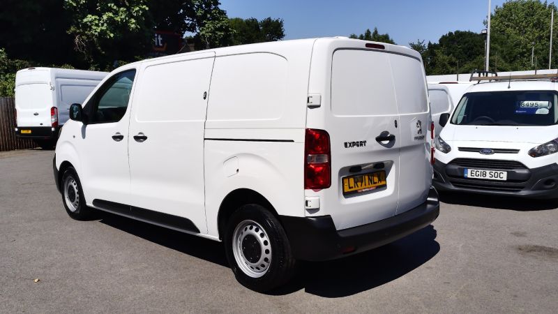 PEUGEOT EXPERT 2.0 PROFESSIONAL 1400 WITH AIR CONDITIONING,PARKING SENSORS AND MORE - 2889 - 6